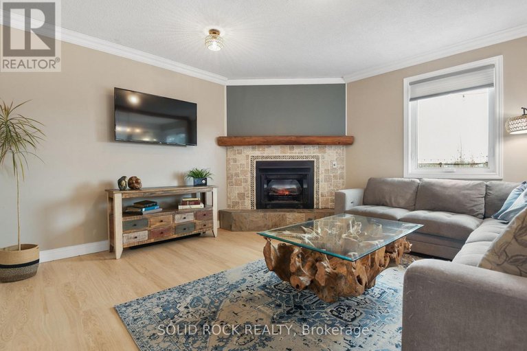 29627471/6372-rothbourne-road/huntley-ward-south-east/ottawa/ontario/K0A1L0_11