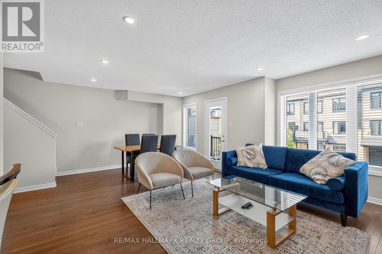 28837597/805-element-private/emerald-meadowstrailwest/ottawa/ontario/K2M0M8_14