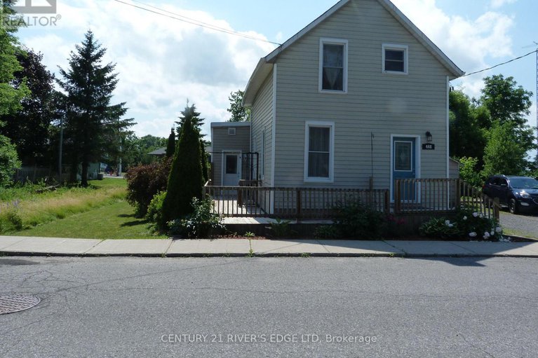 28536182/468-gladstone-street-n/winchester/north-dundas/ontario/K0C2K0_23