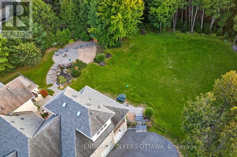 28341949/1408-blackhorse-court/manotick-east-to-manotick-station/ottawa/ontario/K4M0A6_49