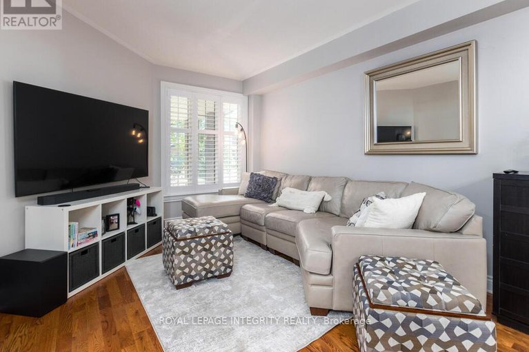 28652325/59-friendly-crescent/stittsville-south/ottawa/ontario/K2S2B6_13