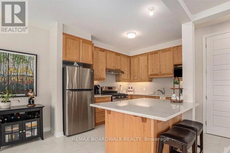 29433241/741-derreen-avenue/stittsville-north/ottawa/ontario/K2S2Y9_7