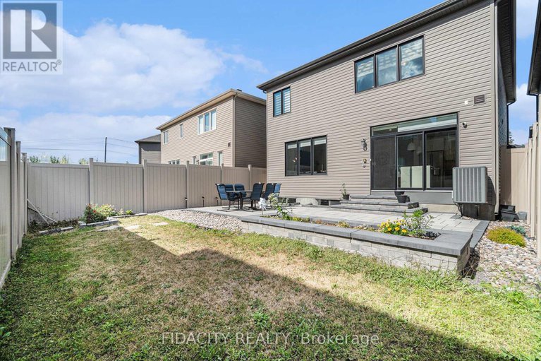 28765287/644-eagle-crest-heights/stittsville-north/ottawa/ontario/K2S2E6_28