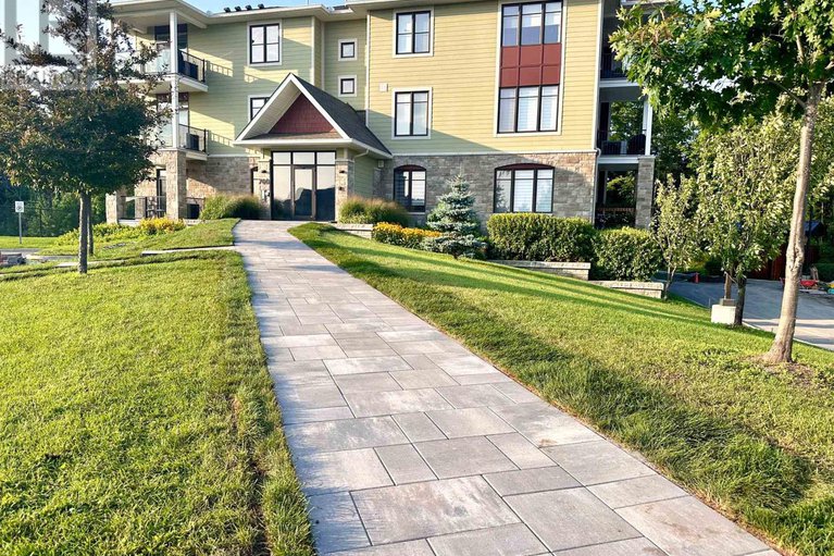 28239572/101-700-rue-de-rivage-street/town-of-rockland/clarence-rockland/ontario/K4K0K4_1