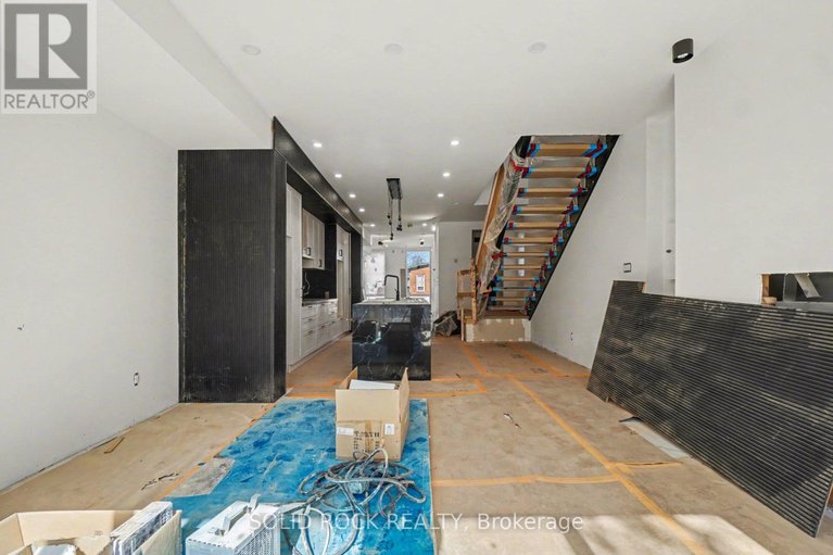 29669970/840-alpine-avenue/queensway-terrace-north/ottawa/ontario/K2B5R6_6