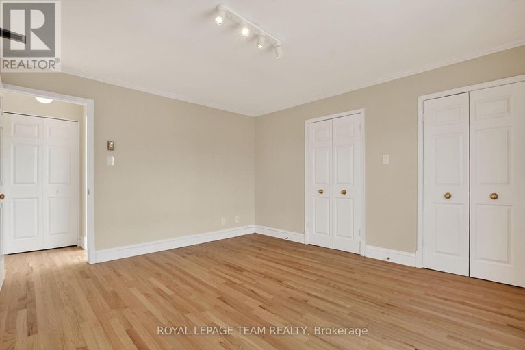 29603323/9-160-bruyere-street/lower-townbyward-market/ottawa/ontario/K1N5E1_17