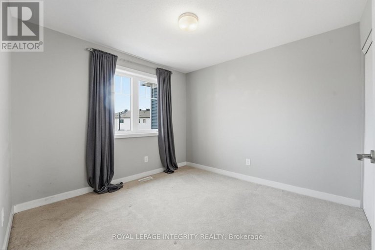 29544923/2084-winsome-terrace/fallingbrookgardenway-south/ottawa/ontario/K4A5M9_21