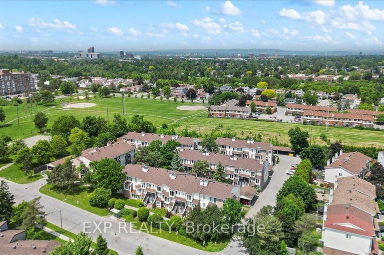 28423054/b-207-woodfield-drive/tanglewood/ottawa/ontario/K2G4P2_30