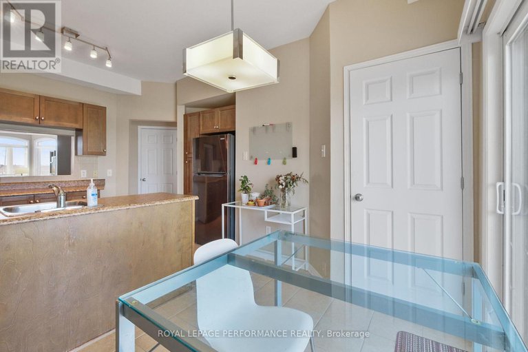 28731329/7-2086-valin-street/springridgeeast-village/ottawa/ontario/K4A0C1_23