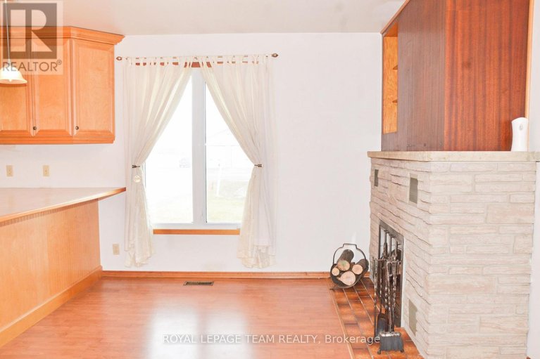 29471495/5740-carman-road/south-dundas-matilda-twp/south-dundas/ontario/K0E1K0_10