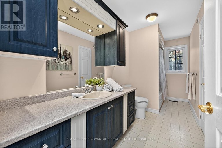 29527085/130-robert-run/drummondnorth-elmsley-north-elmsley-twp/drummondnorth-elmsley/ontario/K7H3C7_23