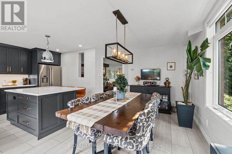 28493440/48-colchester-square/beaverbrook/ottawa/ontario/K2K2X4_12