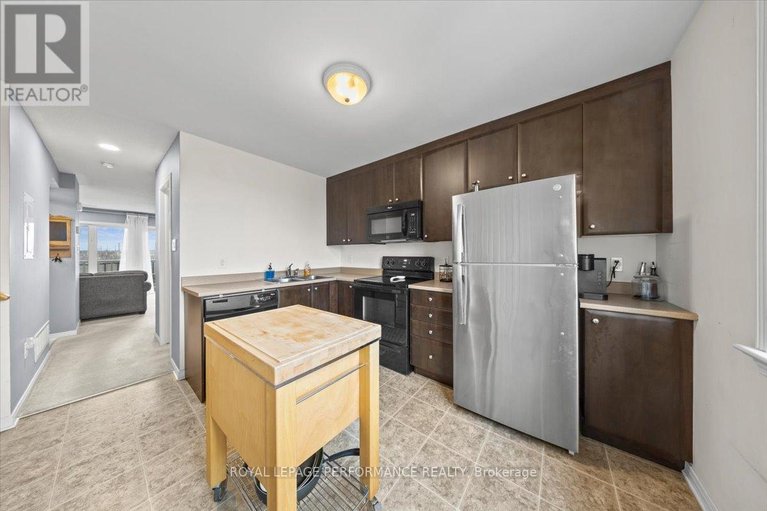 29463572/232-shanly-private/stonebridge/ottawa/ontario/K2J5X6_16