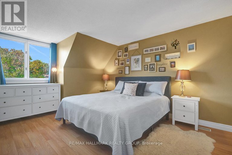 28915575/3243-southgate-road/south-keys/ottawa/ontario/K1V7Y2_24