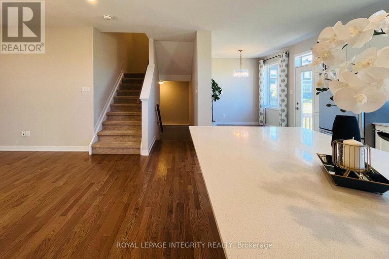 28795491/324-canadensis-lane/half-moon-bay/ottawa/ontario/K2J6X8_15