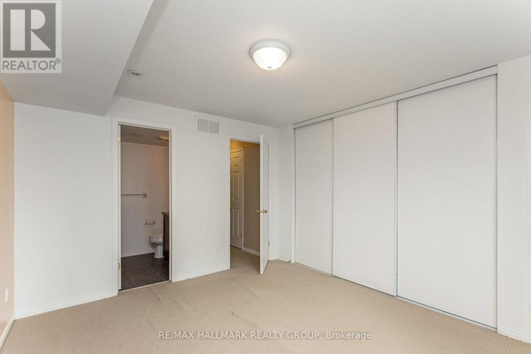 28990885/5-896-longfields-drive/longfields/ottawa/ontario/K2J5K6_18