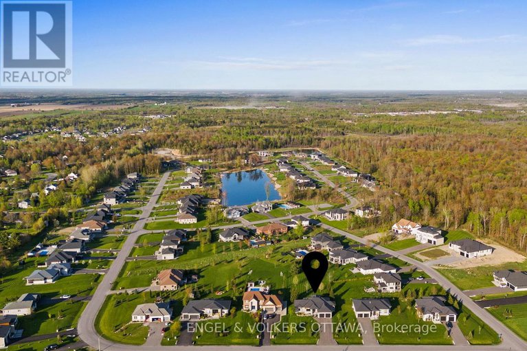 28348062/312-shoreway-drive-drive/greely/ottawa/ontario/K4P0G2_39