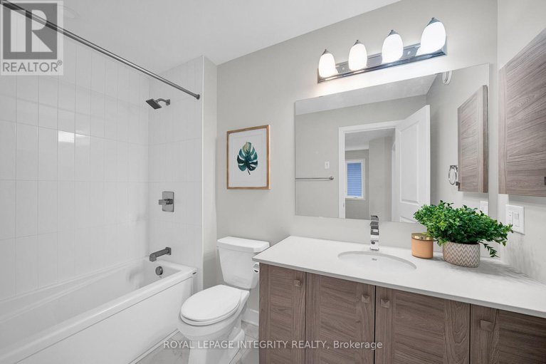 29227761/1078-lunar-glow-crescent/riverside-southgloucester-glen/ottawa/ontario/K4M0J8_39