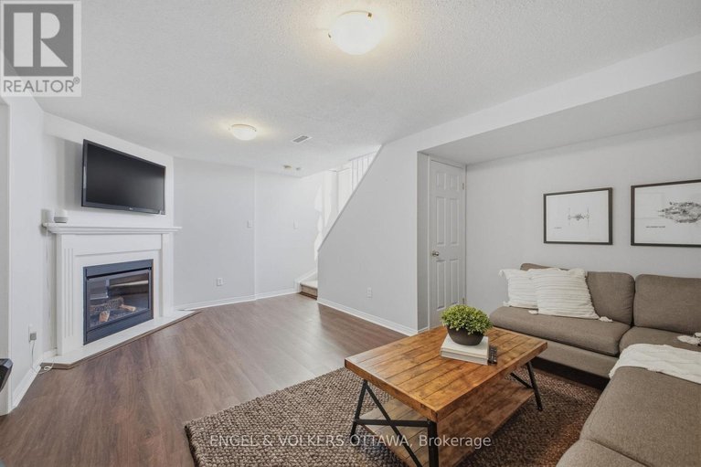 29640030/50-carwood-circle/carson-meadows/ottawa/ontario/K1K4V4_26