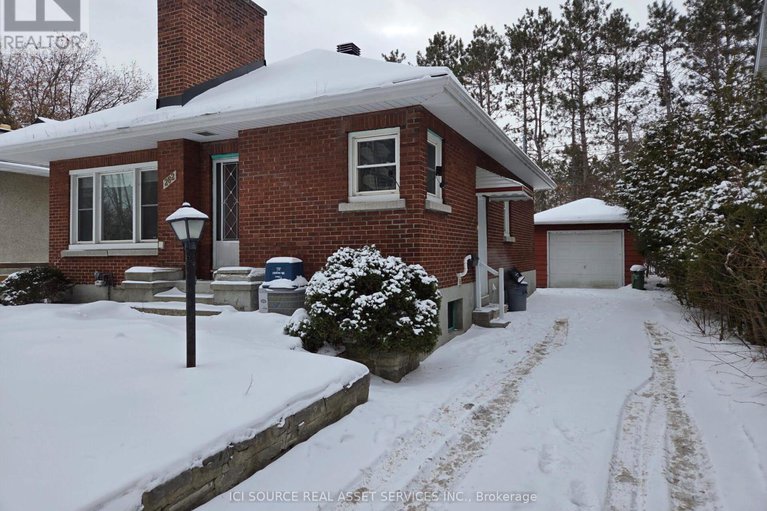 29237467/262-dale-avenue/riverview-park/ottawa/ontario/K1G0H5_1