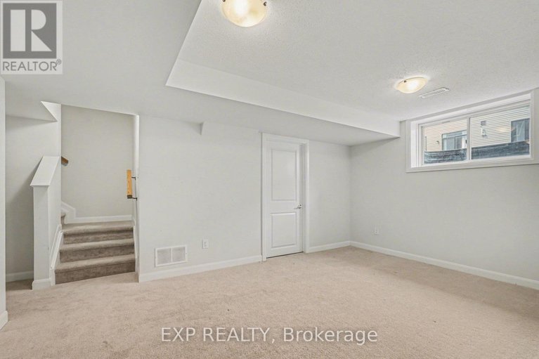 29566876/98-osler-street/morgans-grantsouth-march/ottawa/ontario/K2W0K8_26