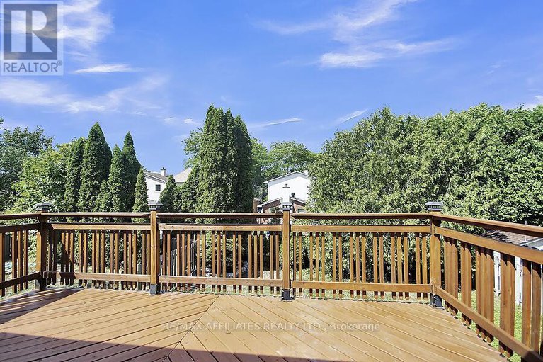 29024113/23-tamblyn-crescent/katimavik/ottawa/ontario/K2L3A5_18