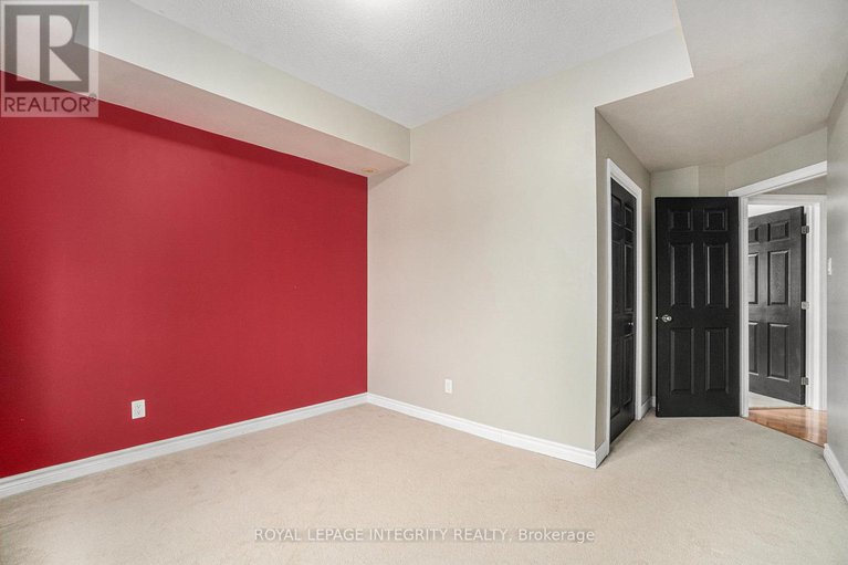 28655113/759-cedar-creek-drive/blossom-parkkemp-parkfindlay-creek/ottawa/ontario/K1T0B3_16