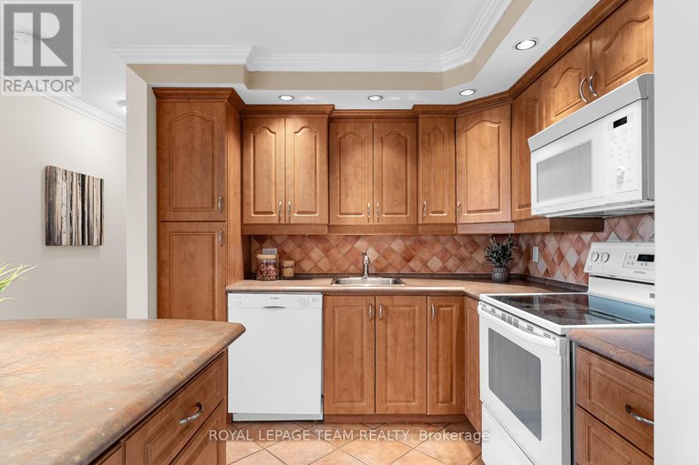 28640846/1508-40-landry-street/vanier/ottawa/ontario/K1L8K4_5
