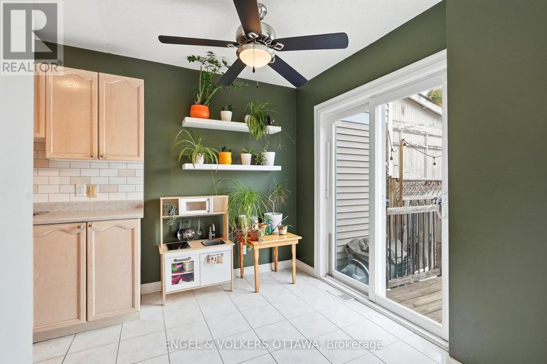 29565914/158-woodpark-way/longfields/ottawa/ontario/K2J4C8_12