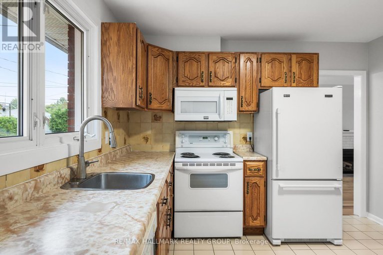 28867209/853-chapman-boulevard/elmvale-acres/ottawa/ontario/K1G1V1_10