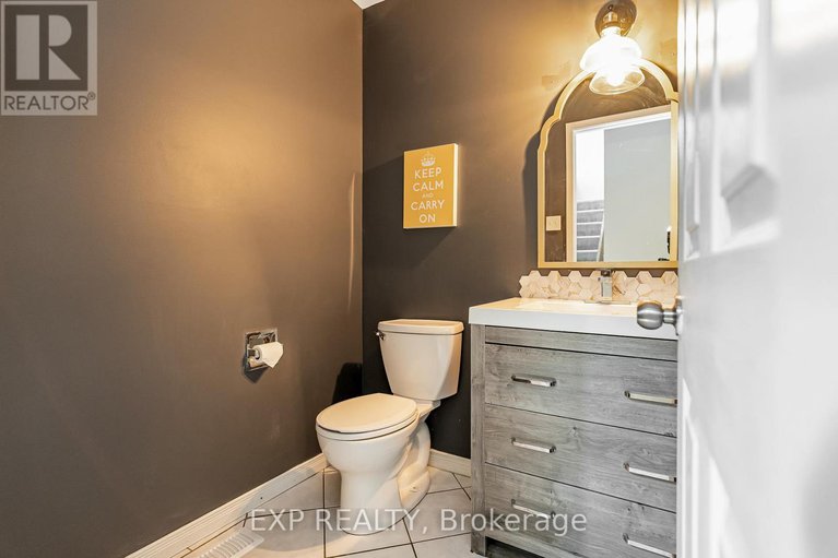 28924711/36-bethune-way/beaverbrook/ottawa/ontario/K2K1C3_7