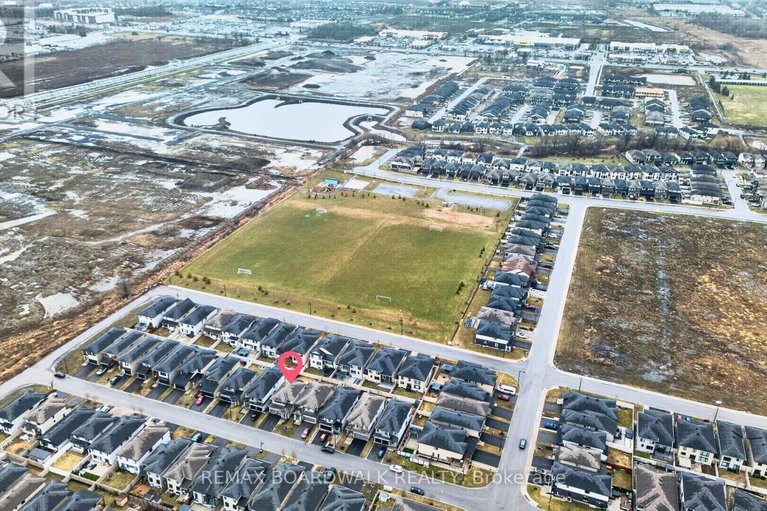 29665426/38-thunderbolt-street/emerald-meadowstrailwest/ottawa/ontario/K2V0L9_42