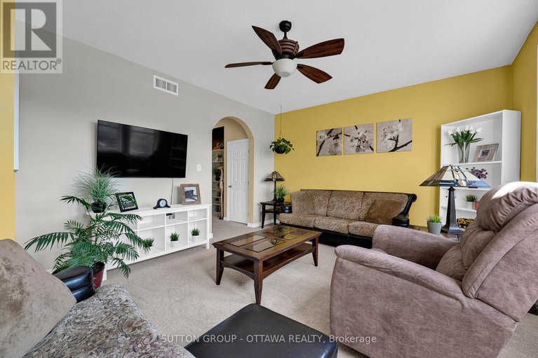 28556143/3596-cambrian-road/half-moon-bay/ottawa/ontario/K2J0S5_17