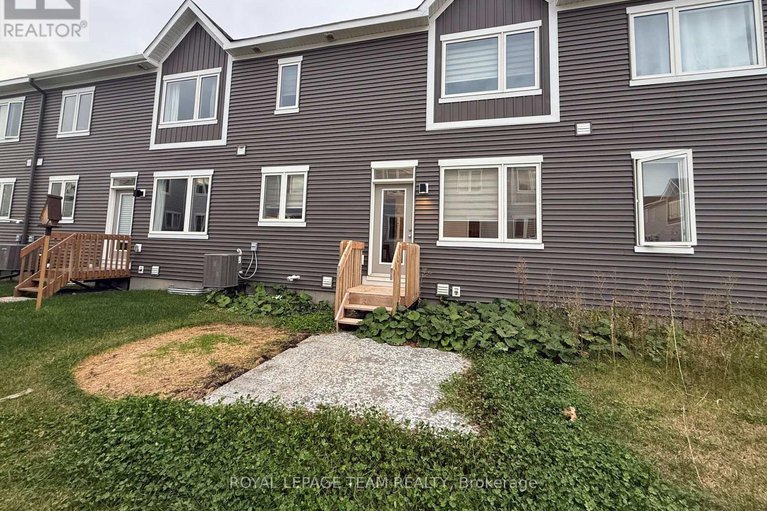 29028523/303-canadensis-lane/half-moon-bay/ottawa/ontario/K2J6X8_20