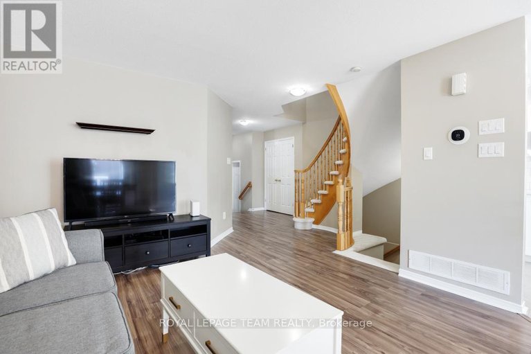 29641680/576-chardonnay-drive/avalon-east/ottawa/ontario/K4A4J9_8