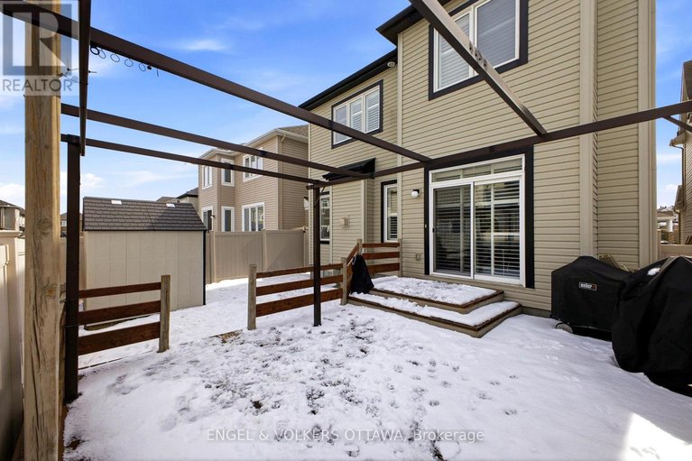 29515516/252-rue-des-soldats-riendeau-street/half-moon-bay/ottawa/ontario/K2J5Z4_45