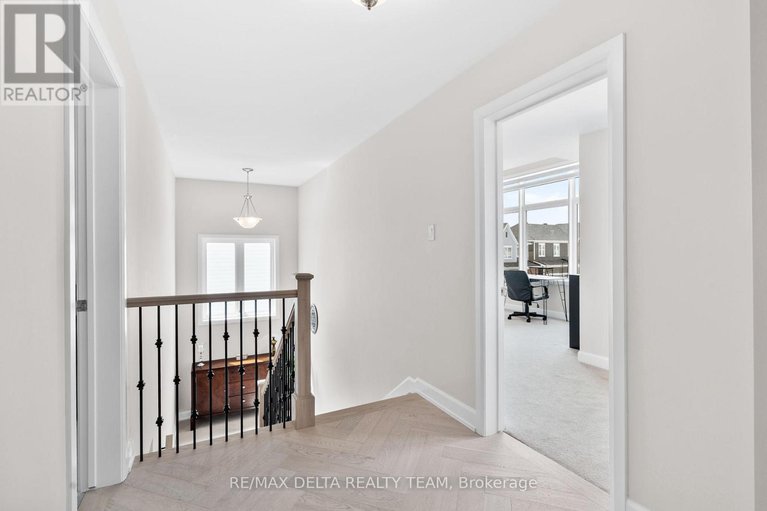 28323311/820-mercier-crescent/orleans-village/ottawa/ontario/K1W0N6_19