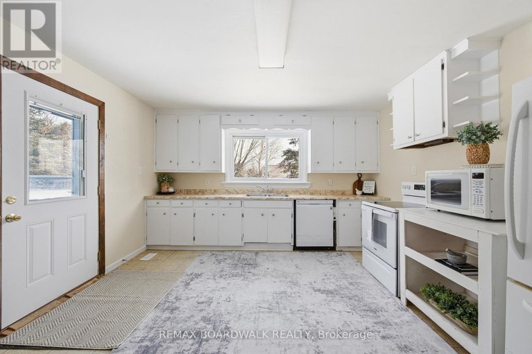 29339991/3740-maple-avenue/augusta-twp/augusta/ontario/K0E1T0_24