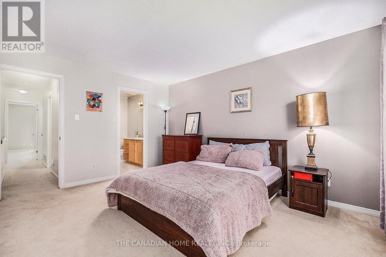 29582363/1672-locksley-lane/beaconwood/ottawa/ontario/K1J1B6_18