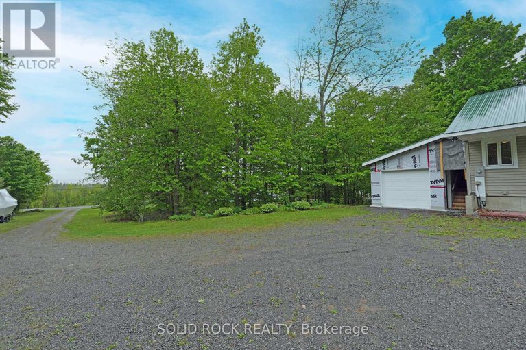 28369981/7725-lawrence-street/vernon/ottawa/ontario/K0A3J0_3