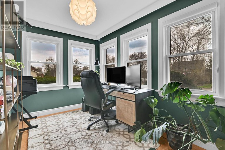 28237794/328-pleasant-park-road/alta-vistafaircrest-heights/ottawa/ontario/K1H5M8_6