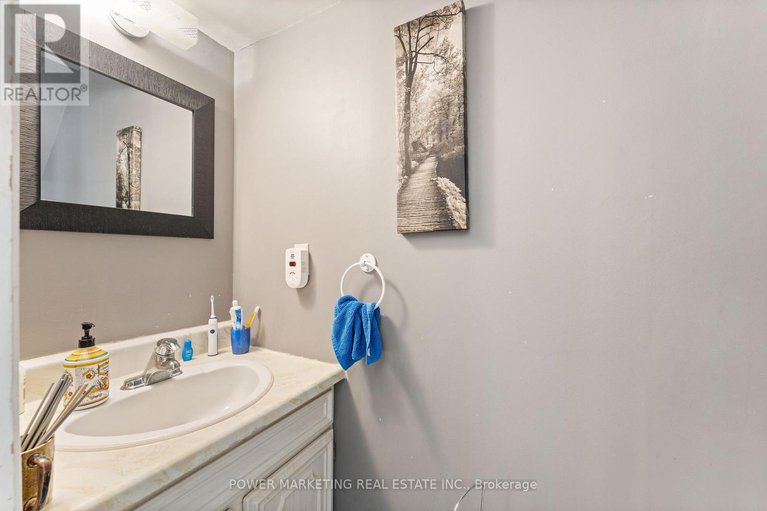 29131272/979-river-road/mcnabbraeside-twps/mcnabbraeside/ontario/K0A1G0_9