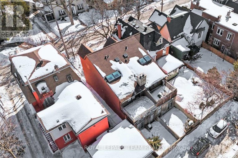 29428183/c-595-besserer-street/sandy-hill/ottawa/ontario/K1N6C8_5