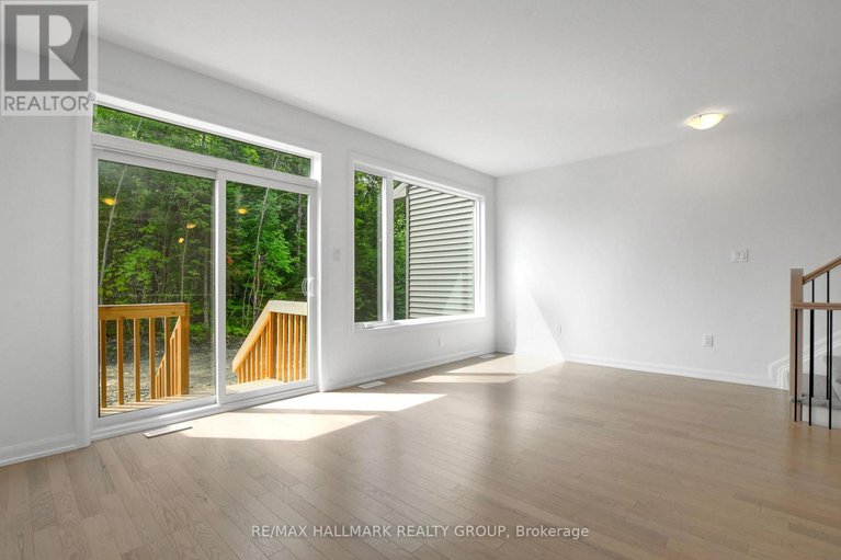 28736764/325-shale-street/clarencerockland-twp/clarence-rockland/ontario/K4K1P6_6