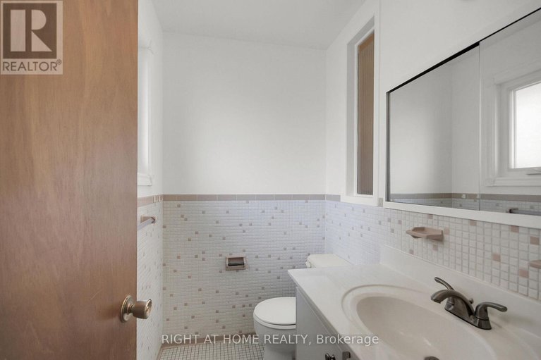 28631481/2257-prospect-avenue/alta-vista/ottawa/ontario/K1H7G2_17