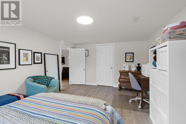 29138832/9-quinpool-crescent/arbeatha-park/ottawa/ontario/K2H6H9_33