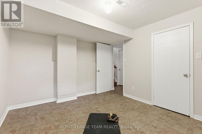 29056030/1404-forge-street/sawmill-creektimbermill/ottawa/ontario/K1T2V1_34