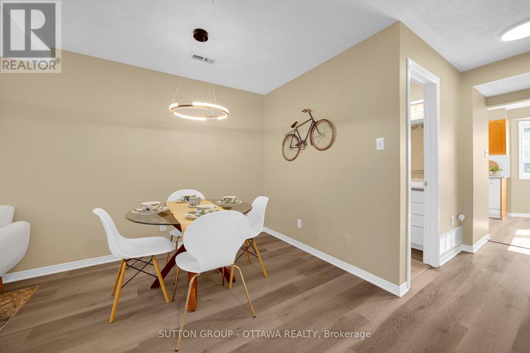 28809858/6325-tealwood-place/chapel-hill/ottawa/ontario/K1C7J9_10