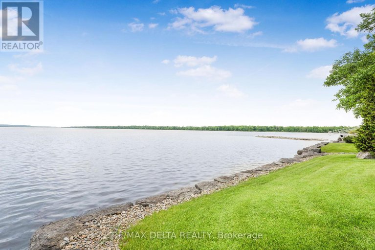 28439850/150-voisine-road/town-of-rockland/clarence-rockland/ontario/K4K1A1_12