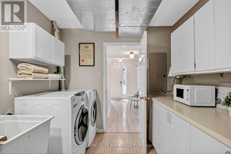 29045610/206-stratas-court/katimavik/ottawa/ontario/K2L3K5_29